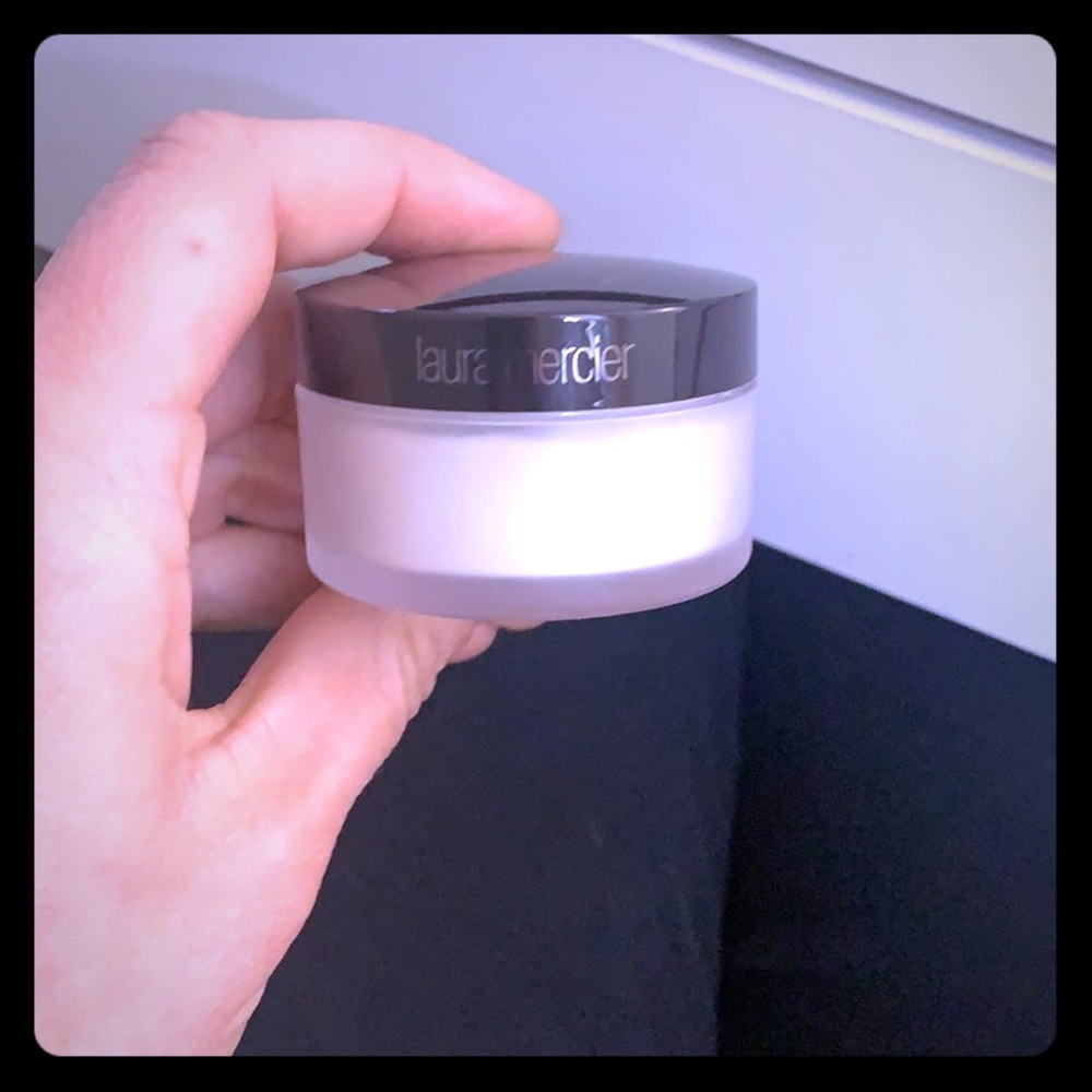 Laura Mercier Secret Brightening Powder